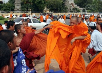 Chính quyền Việt Nam gia tăng đàn áp các nhóm tôn giáo độc lập